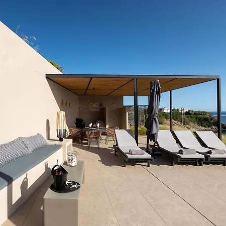 's Cave Seaside Vila *